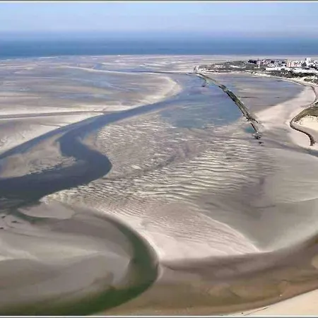 Deux A 150m Διαμέρισμα *